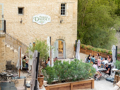 Restaurant Daudet au Parc Chateau du Rocher Mistral à La Barben
