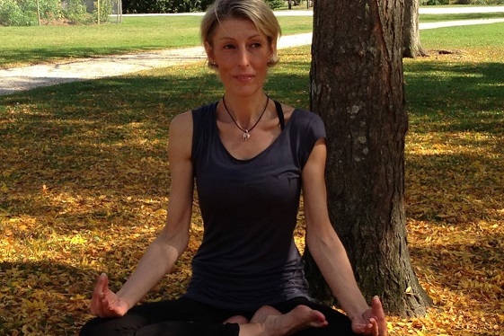 https://the-place-to-be.fr/wp-content/uploads/2022/11/Ann-Bost-Yoga-Meditation-Breathwork-Bordeaux-Gironde-1744cf2d.jpg