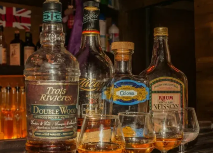 https://the-place-to-be.fr/wp-content/uploads/2026/10/atelier-degustation-rhum-stage-cours-Nice.png
