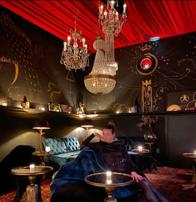 https://the-place-to-be.fr/wp-content/uploads/2026/10/soiree-Speakeasy-Paris.png